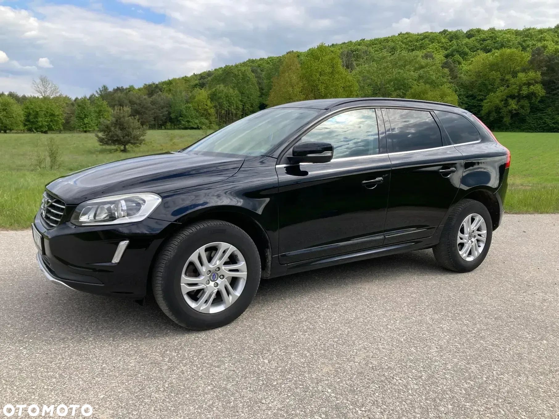 Volvo XC 60 D4 Drive-E Momentum - 1
