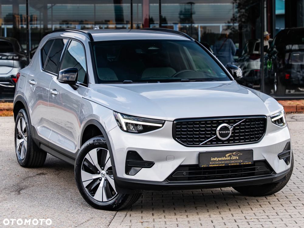 Volvo XC 40 B4 B AWD DKG Plus Dark - 4