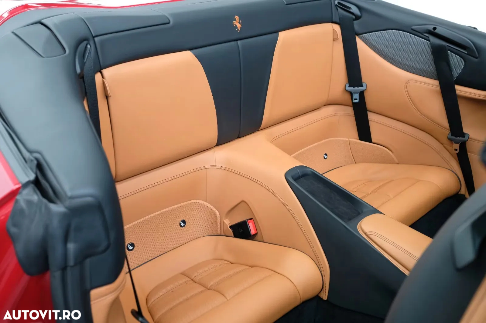 Ferrari Portofino - 9