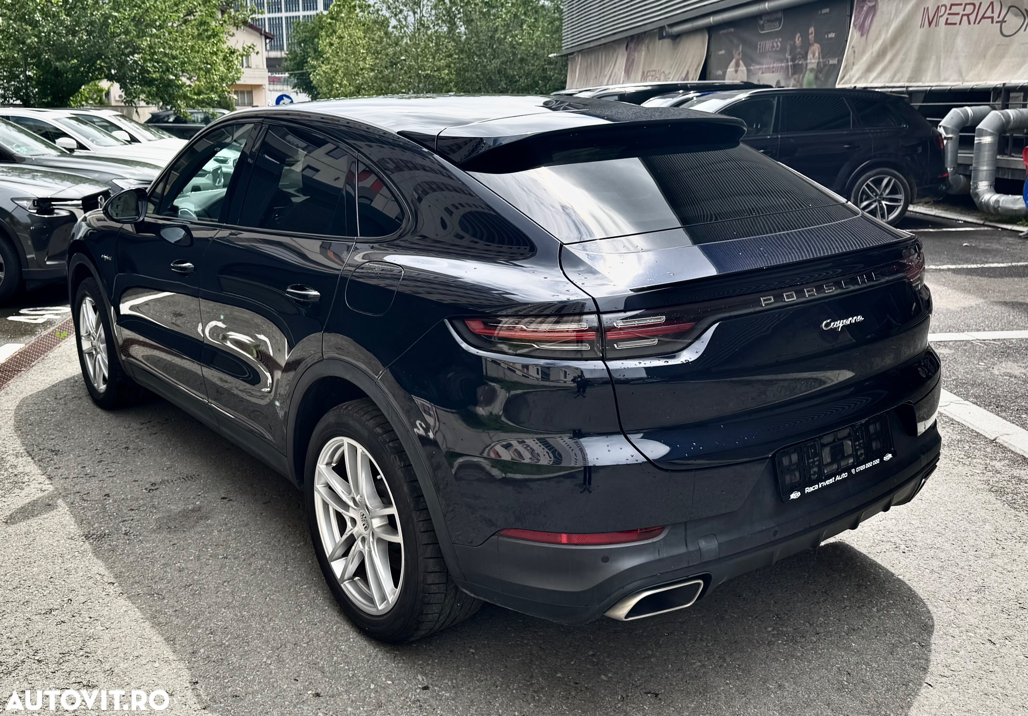Porsche Cayenne Coupe E-Hybrid Tiptronic S Platinum Edition - 4