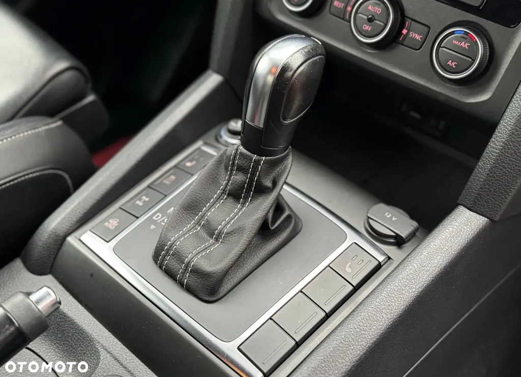 Volkswagen Amarok - 9