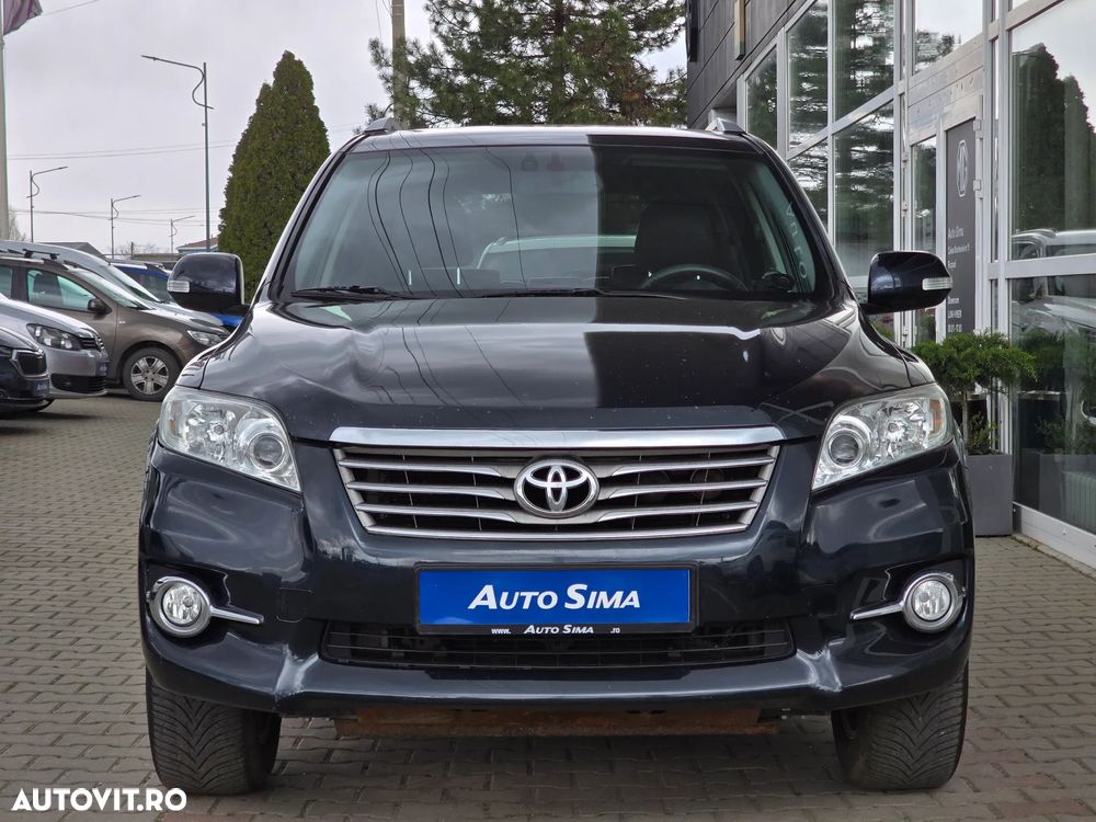 Toyota RAV4 - 3