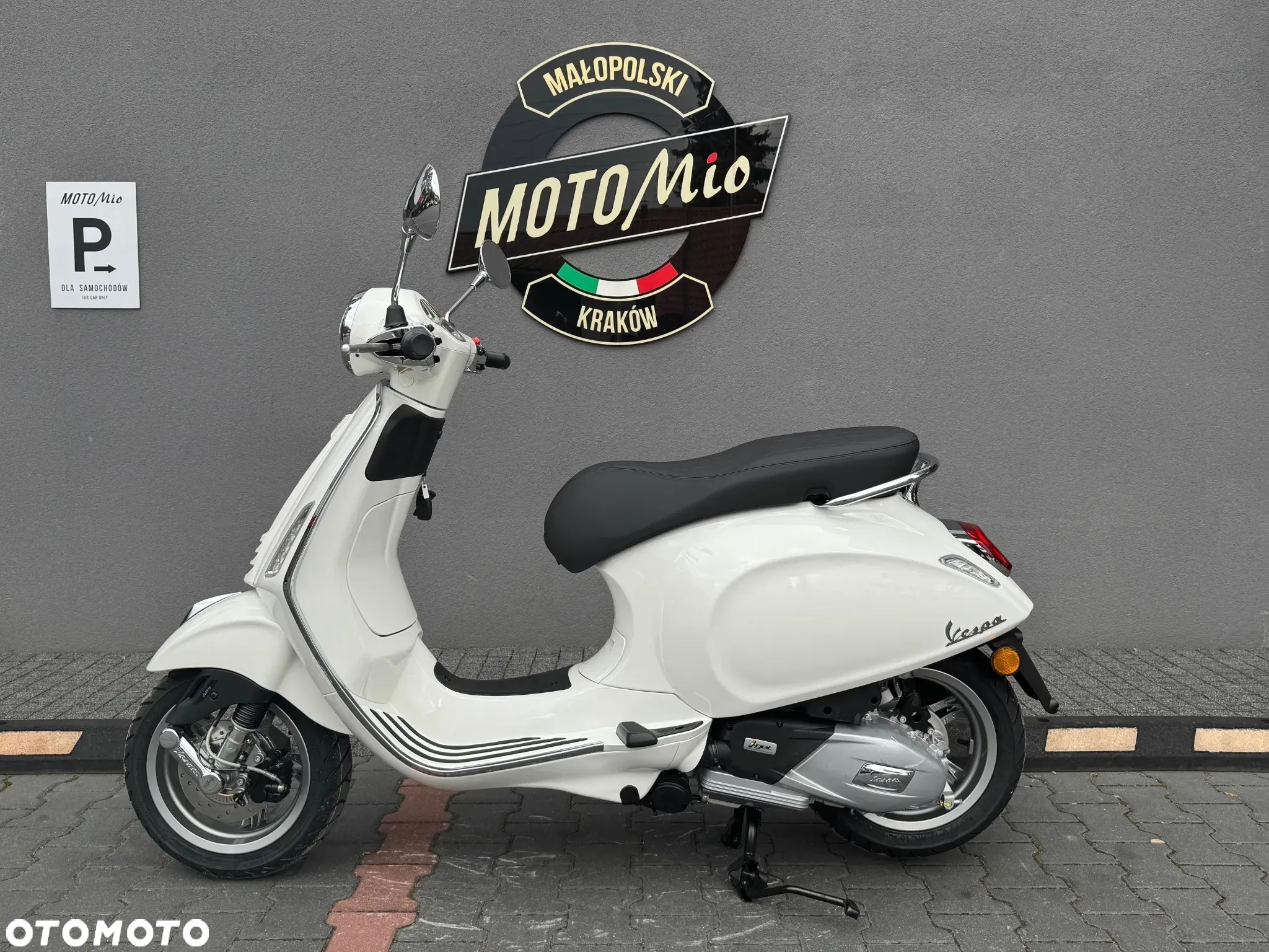Vespa Primavera - 3