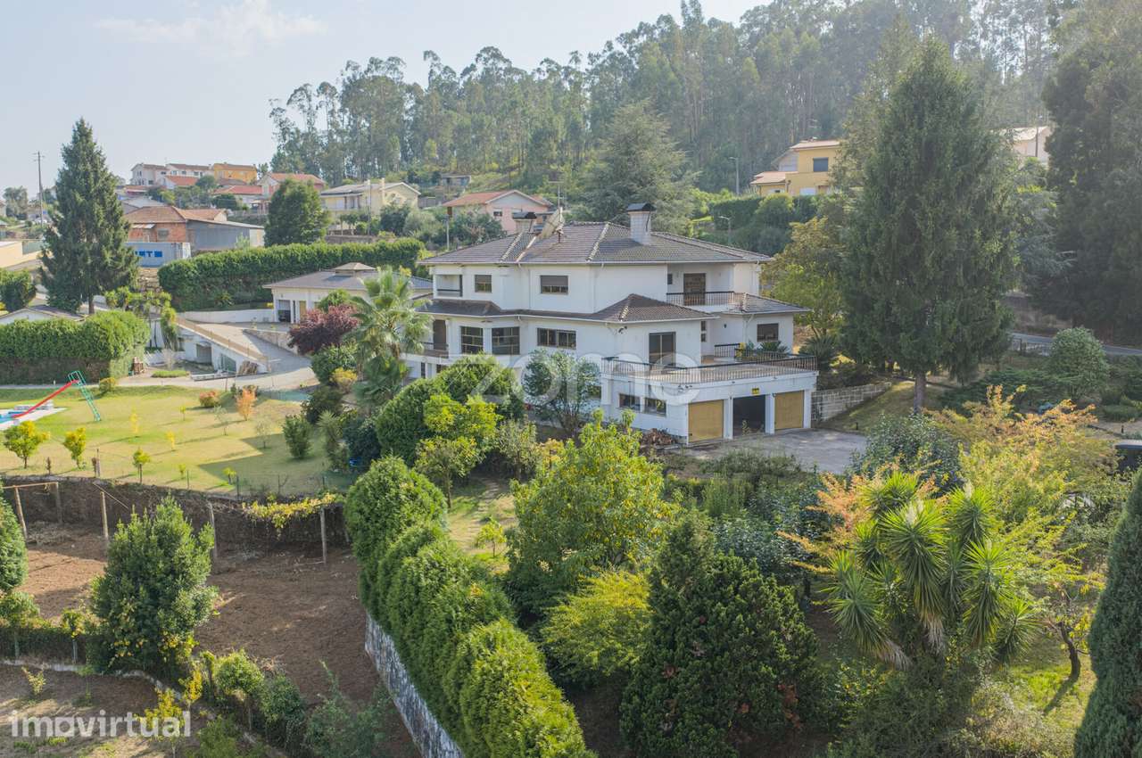 Moradia T6 exclusiva em Canedo - Grande imagem: 2/57