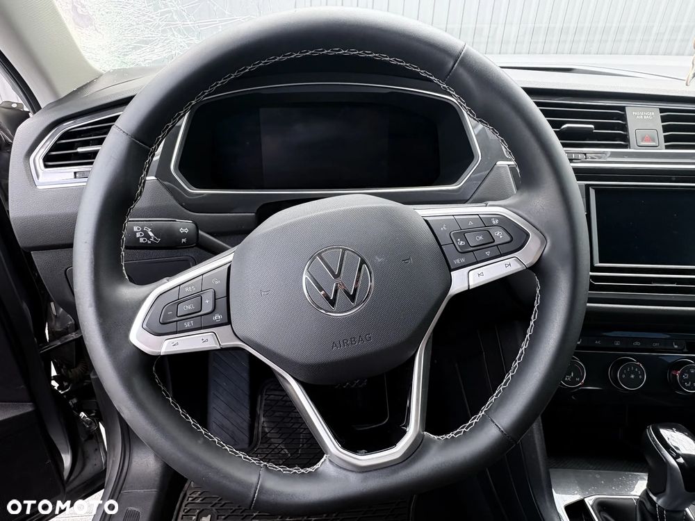 Volkswagen Tiguan - 17