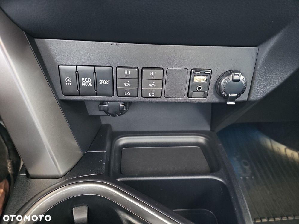 Toyota RAV4 - 30