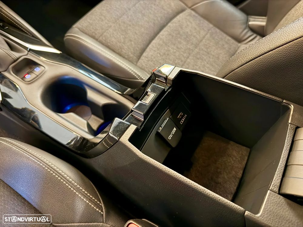 Toyota Corolla Touring Sports 1.8 Hybrid Exclusive - 30