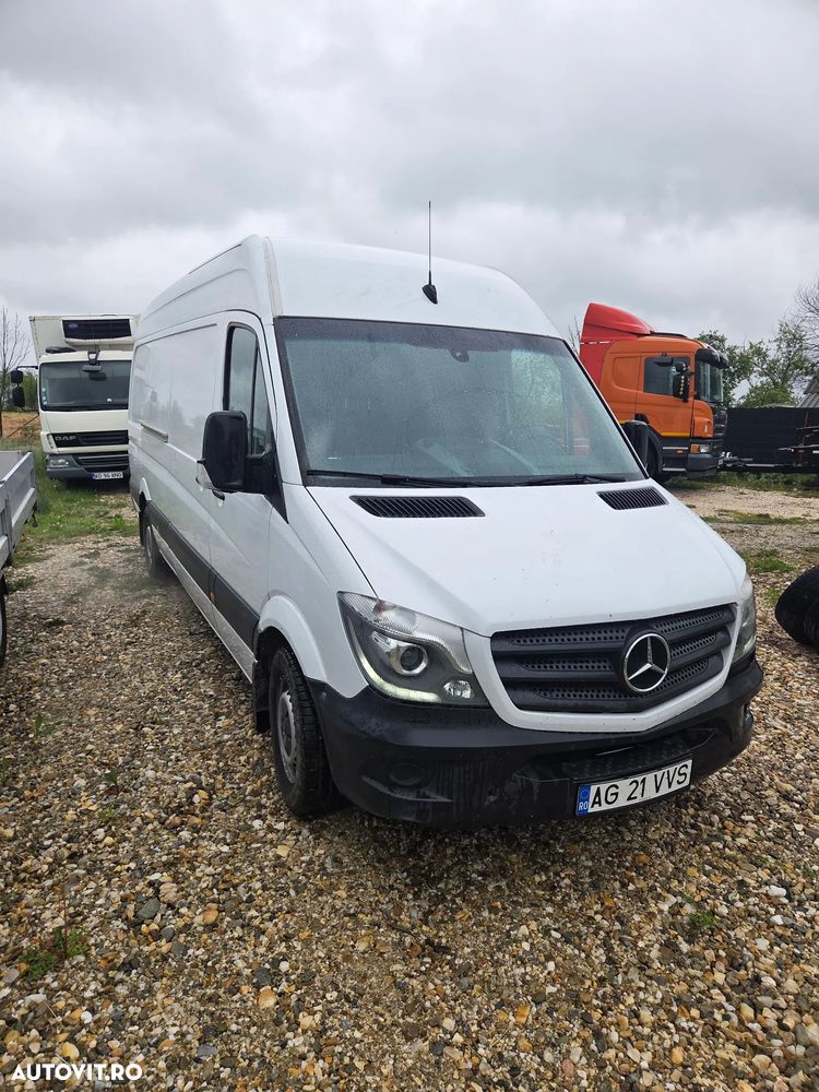 Mercedes-Benz SPRINTER - 8