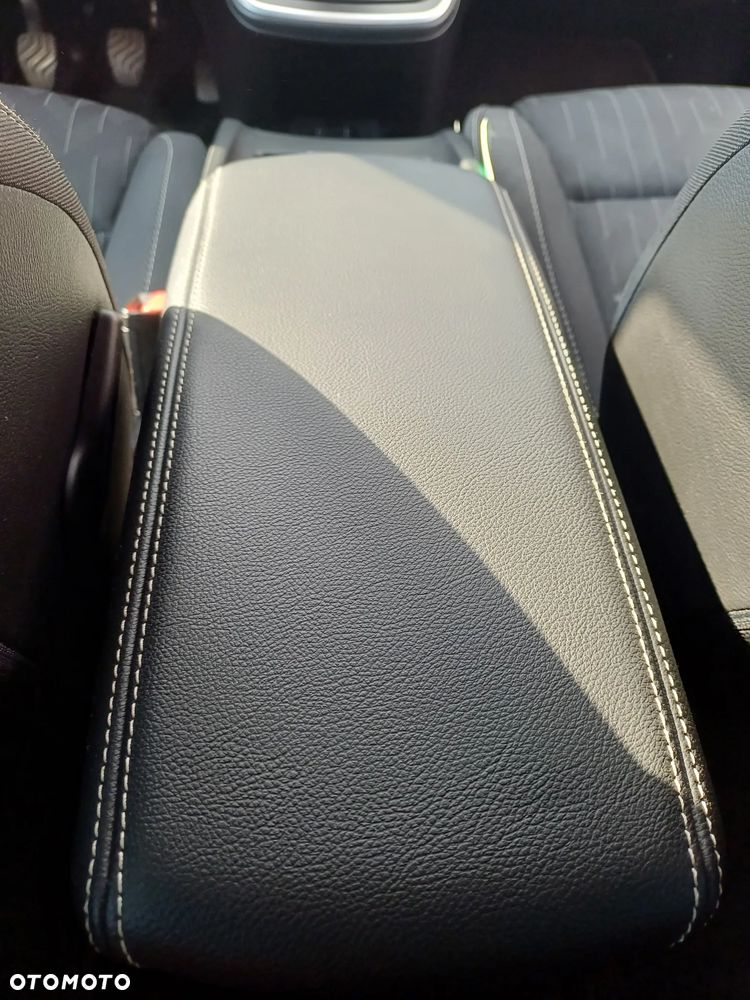 Renault Grand Scenic ENERGY TCe 140 BOSE EDITION - 16