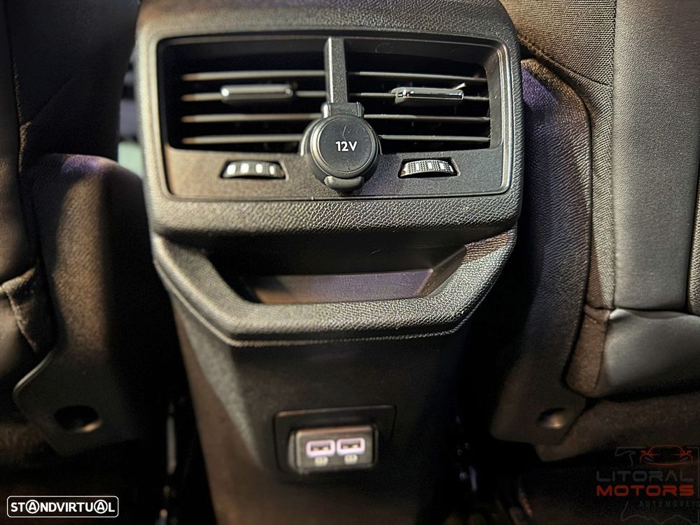 Peugeot 3008 1.2 Hybrid GT e-DCS6 - 38
