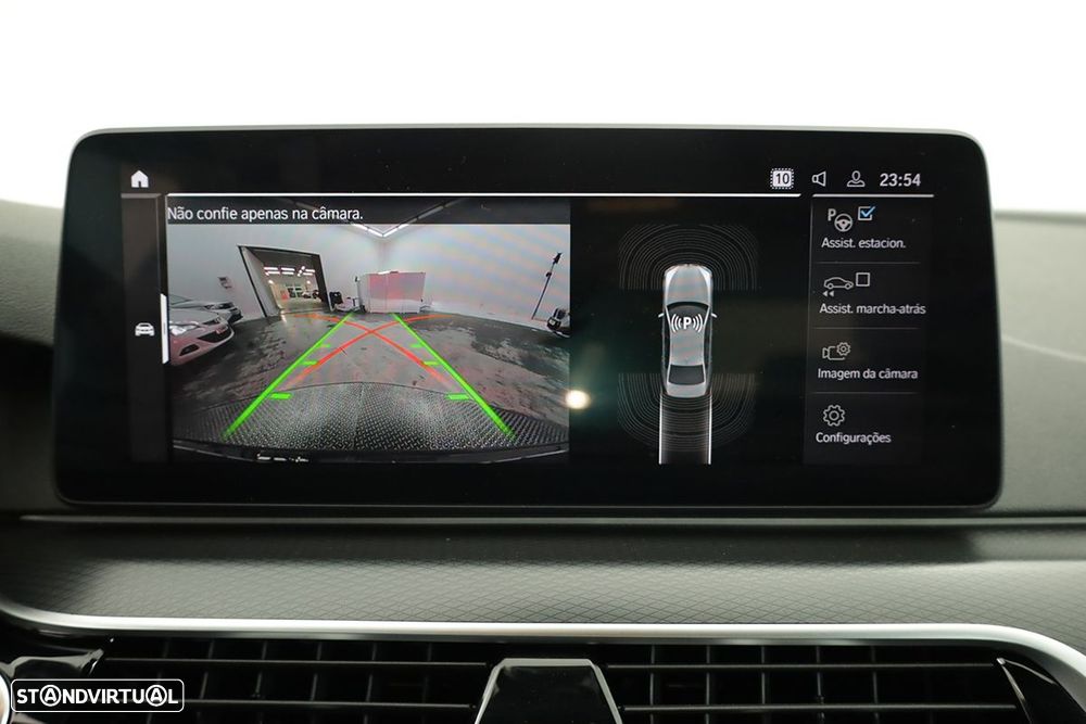 BMW 530 e Pack M - 13