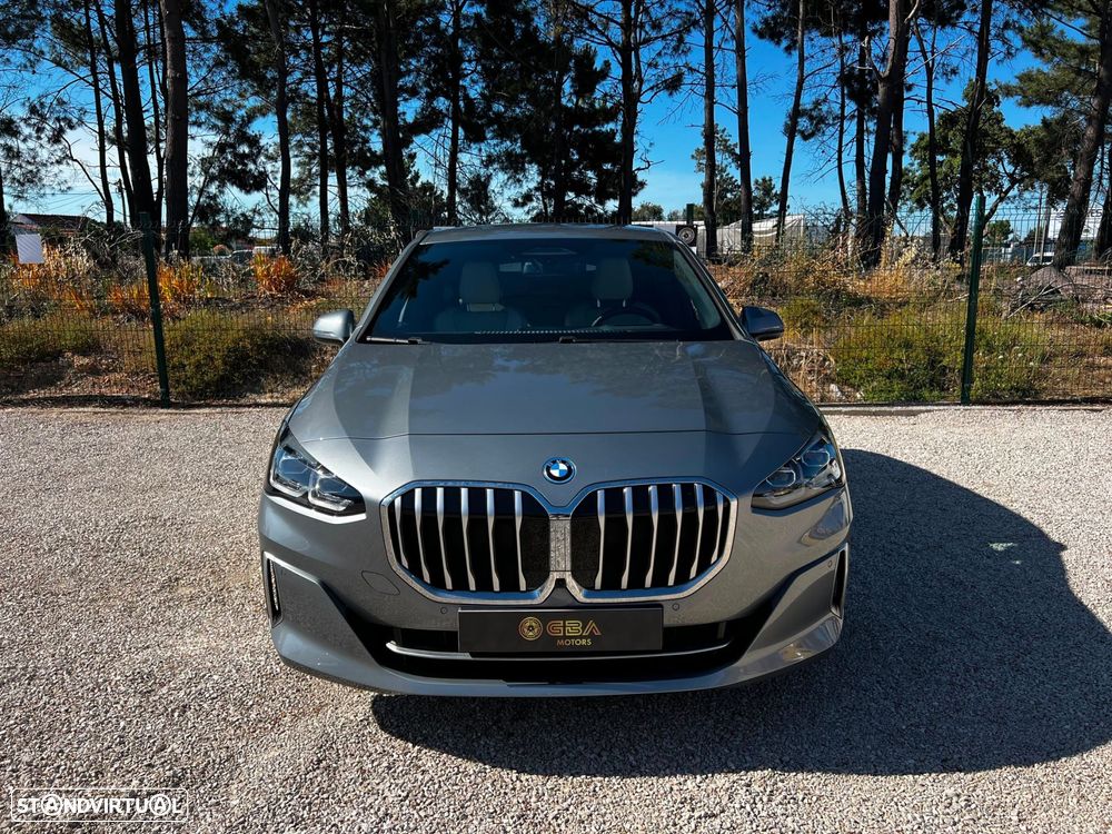 BMW 225xe Active Tourer - 2