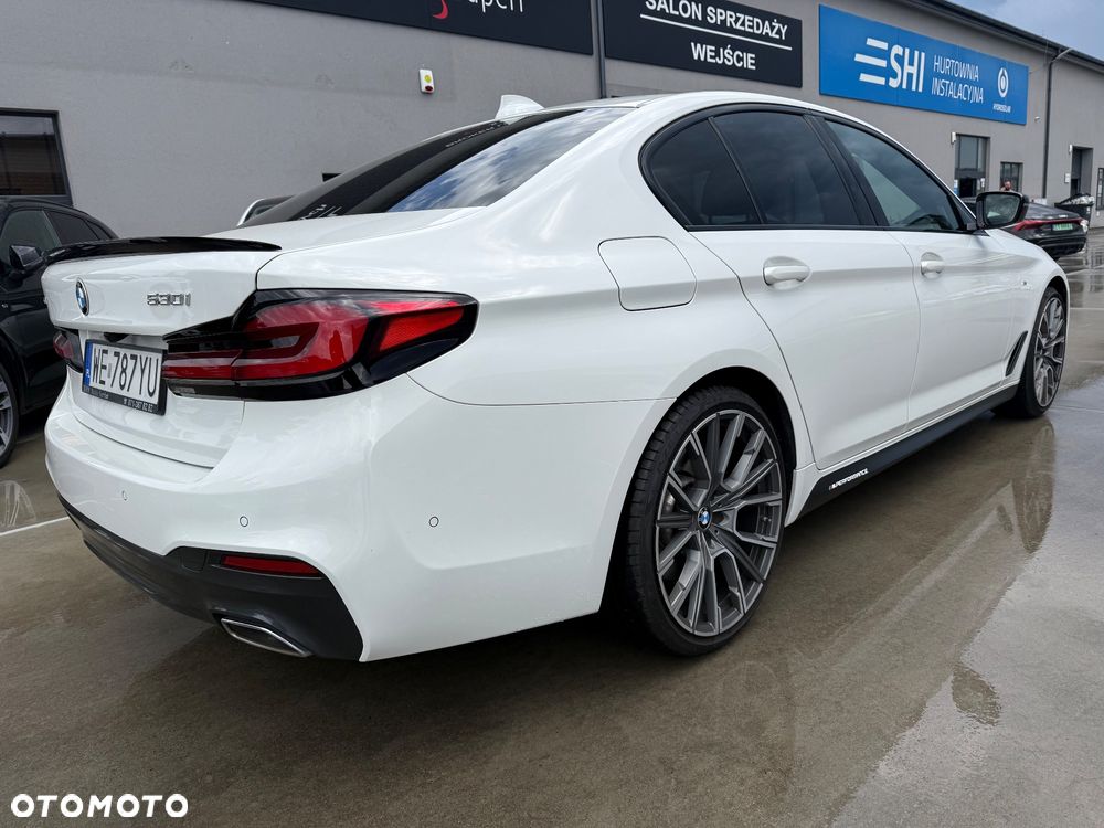 BMW Seria 5 530i xDrive M Sport sport - 7