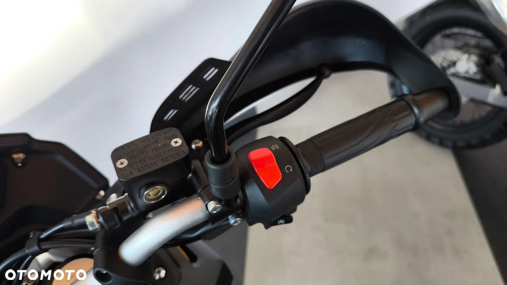 VOGE 300GY RALLY - 12