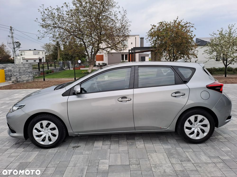 Toyota Auris - 17