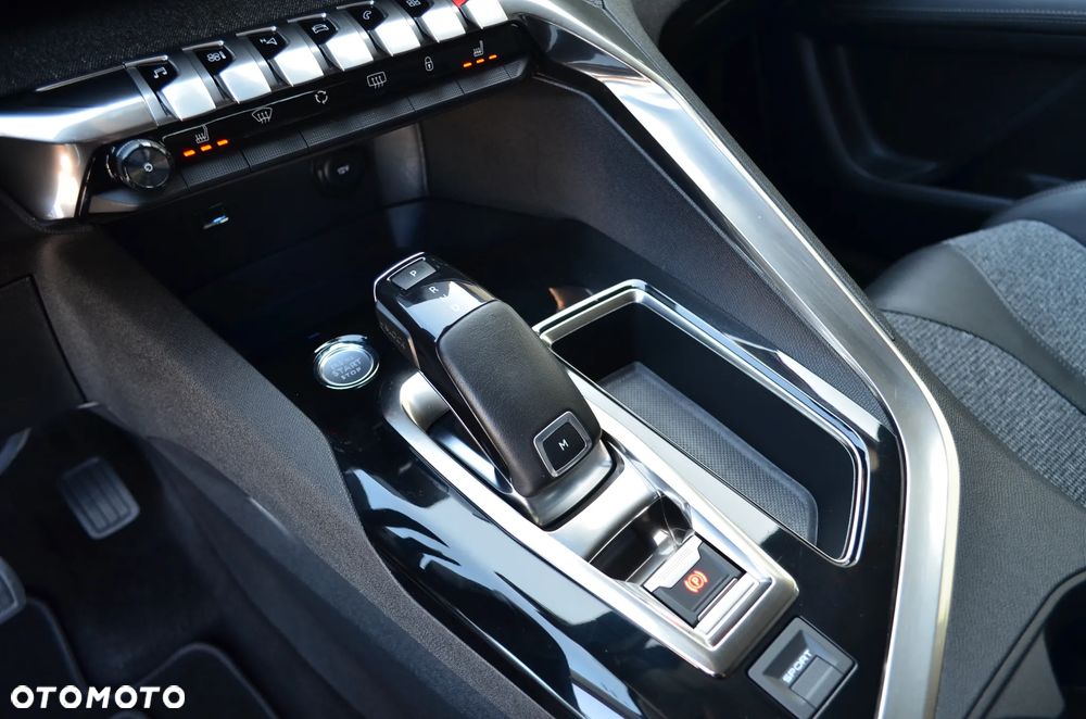 Peugeot 3008 BlueHDi 130 Stop & Start EAT8 Allure - 19