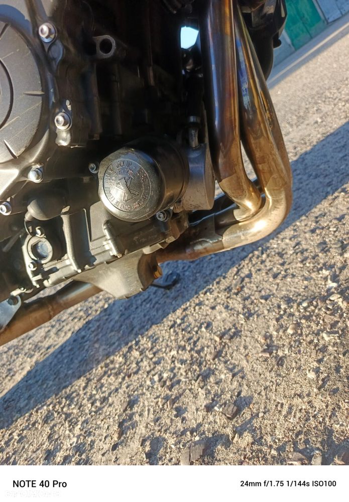 Honda CB - 12