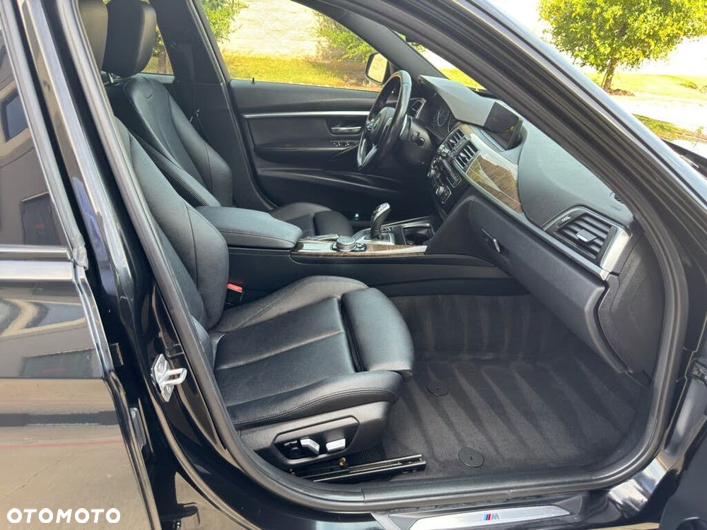 BMW Seria 3 330i M Sport Shadow - 13