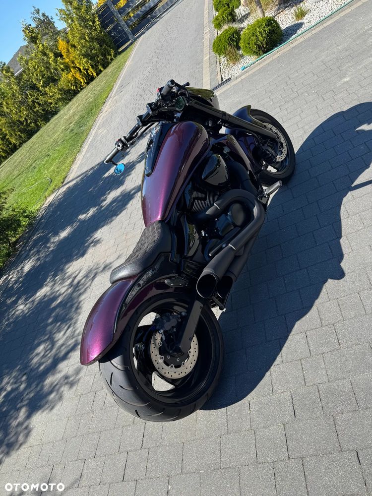 Suzuki Boulevard - 11