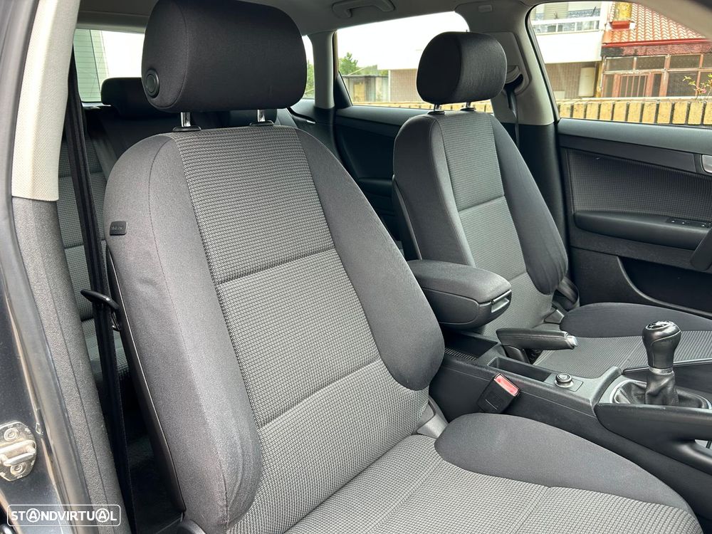 Audi A3 Sportback 2.0 TDi Ambiente - 6