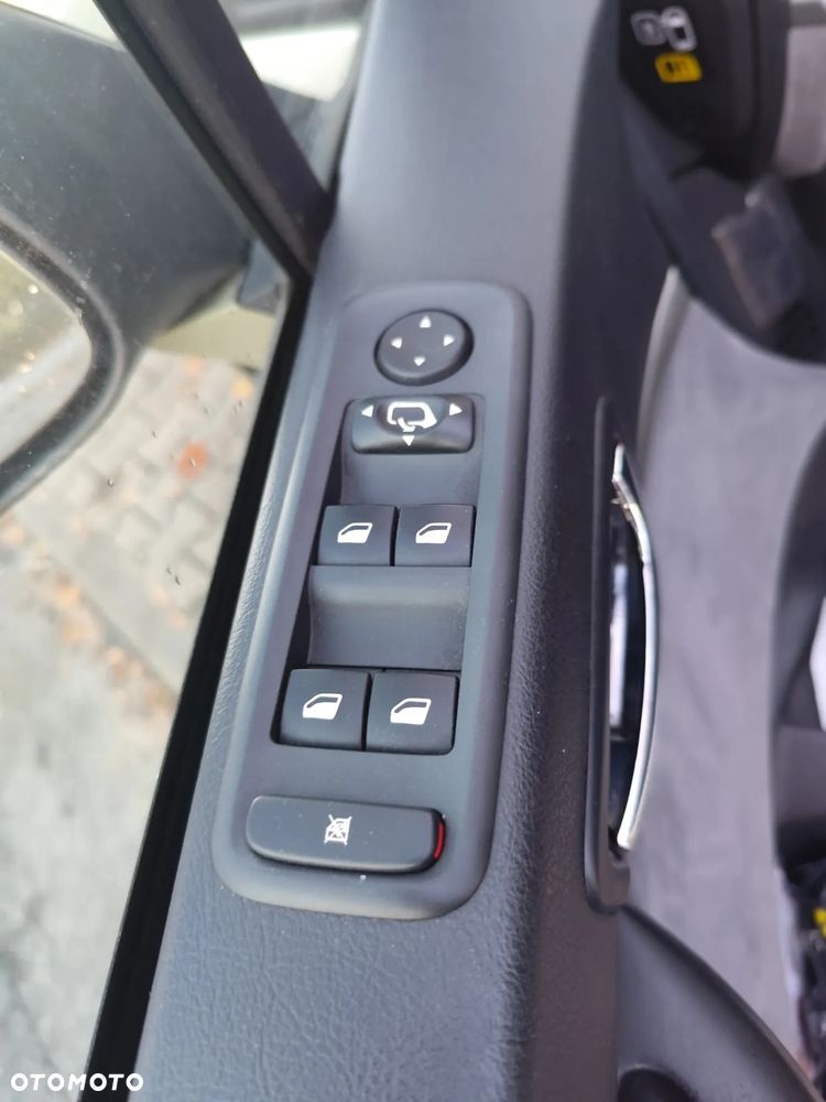 Peugeot 807 2.0 HDi Active - 13