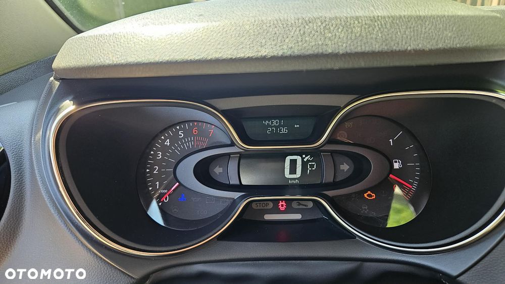Renault Captur - 10