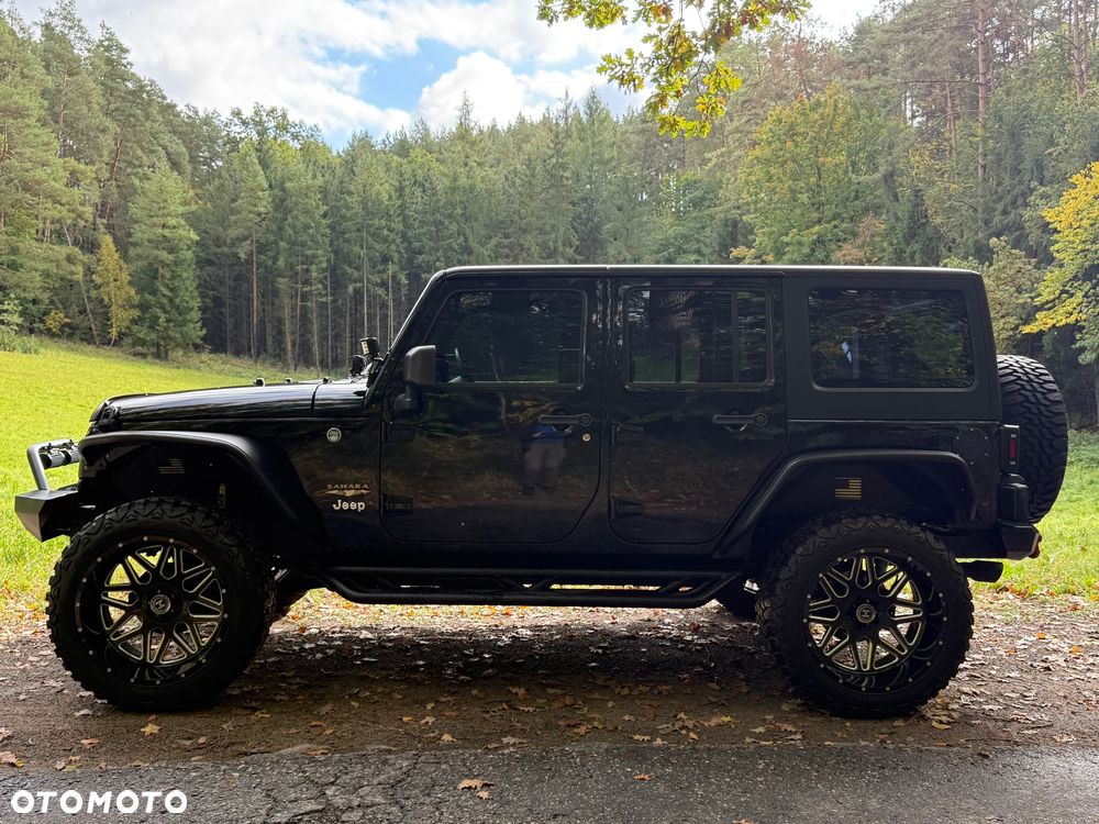 Jeep Wrangler 3.6 Unlim Sahara - 38