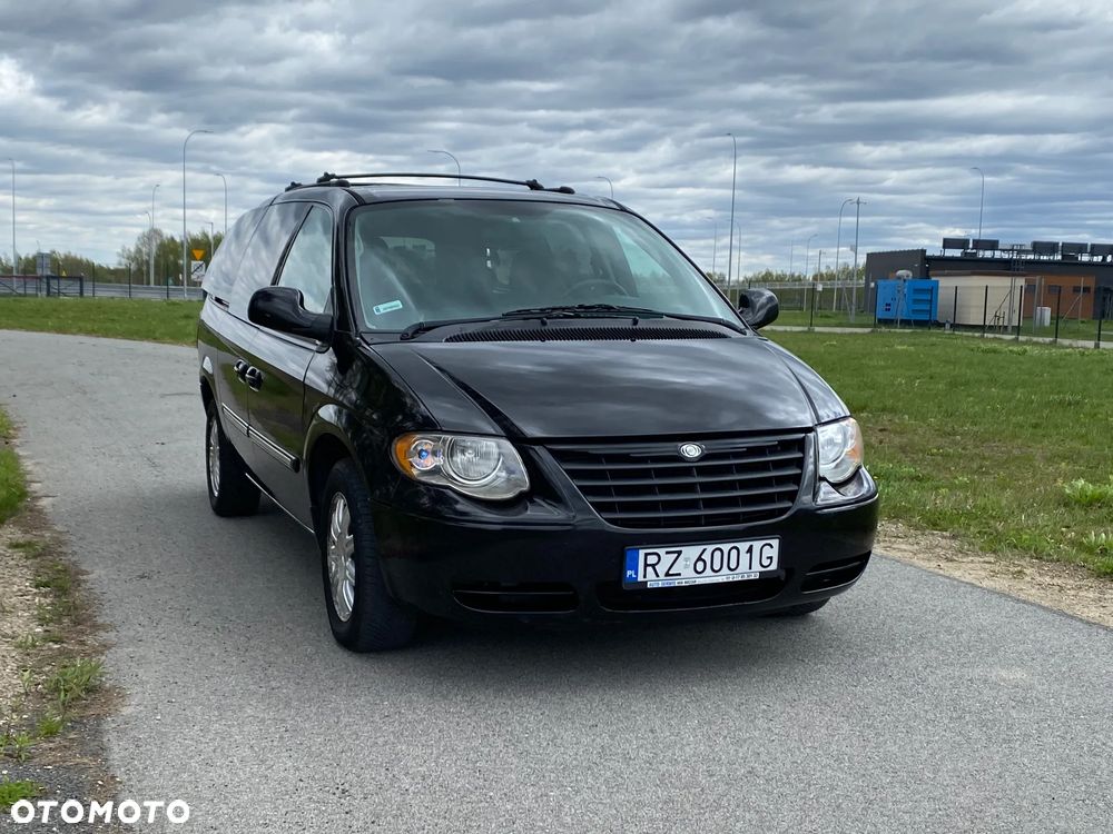 Chrysler Town & Country 3.8 - 3