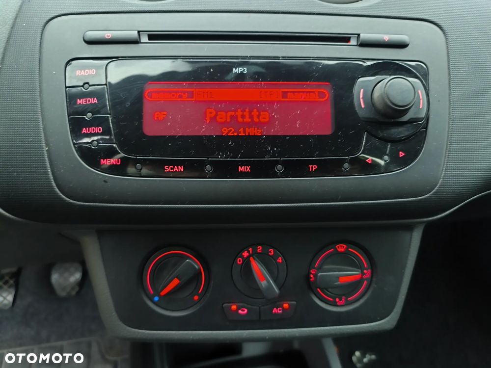 Seat Ibiza 1.4 16V Passion - 15