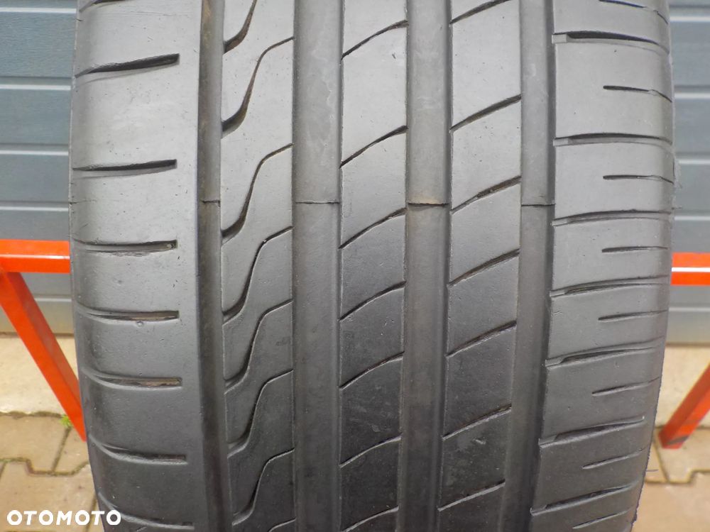 245/40 R20 99Y OPONA POJEDYNKA MINERVA RADIAL F205 DOT22 - 2