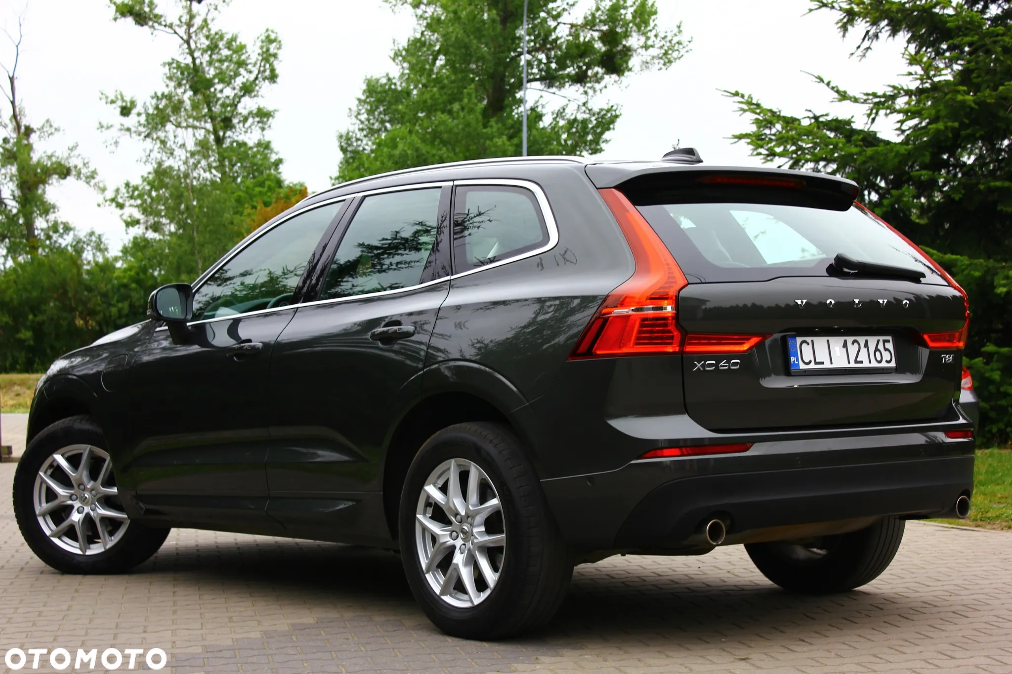 Volvo XC 60 T8 Twin Engine AWD Geartronic Momentum - 8