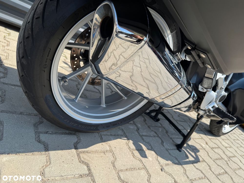 BMW R - 22