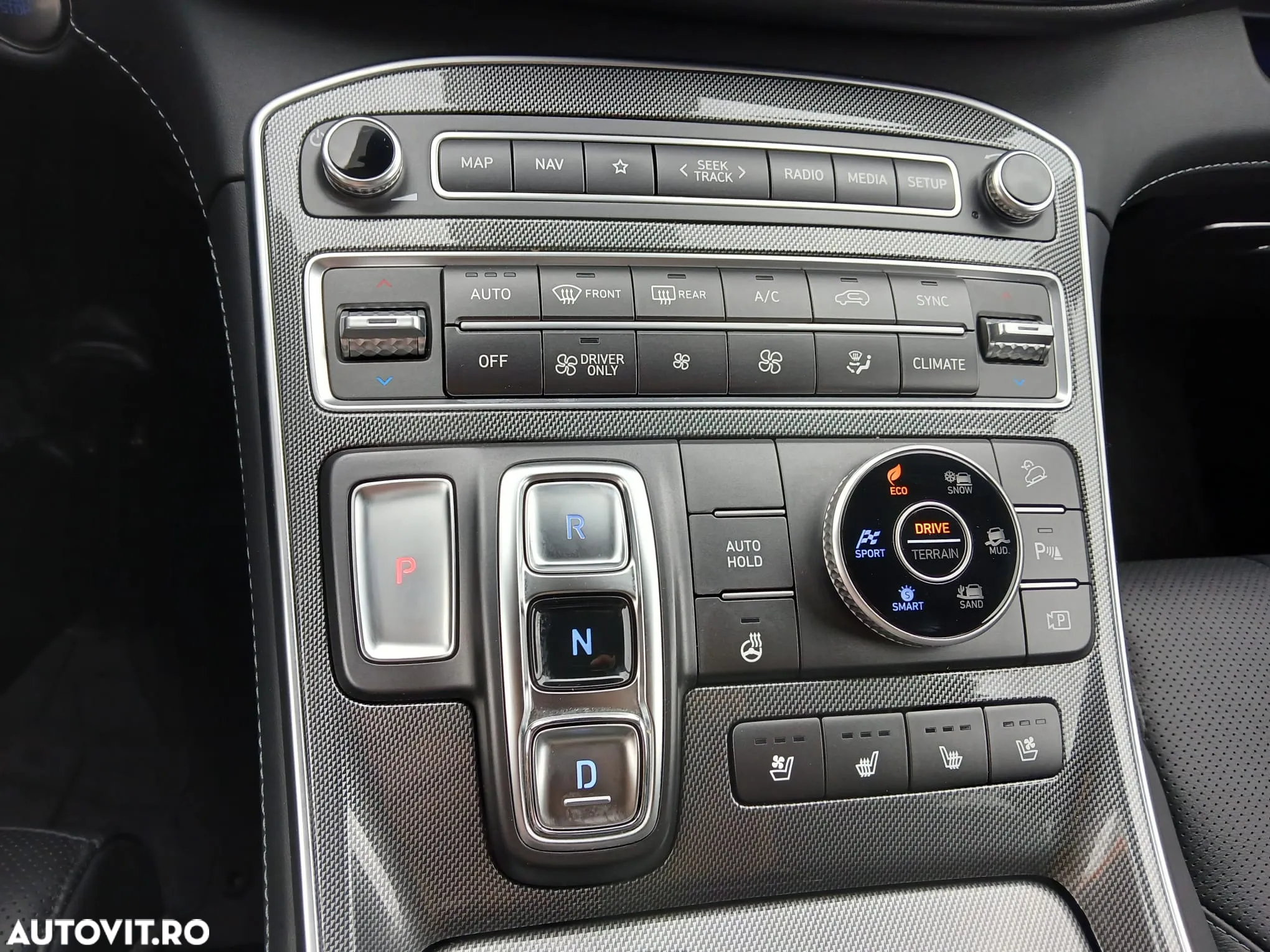 Hyundai Santa Fe Hybrid 1.6 l 230 CP 4WD 6AT Luxury - 10