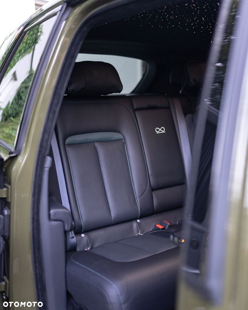 Rolls-Royce Cullinan - 24