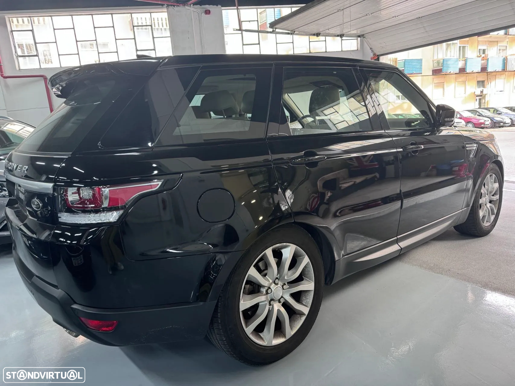 Land Rover Range Rover Sport 3.0 TDV6 HSE - 3