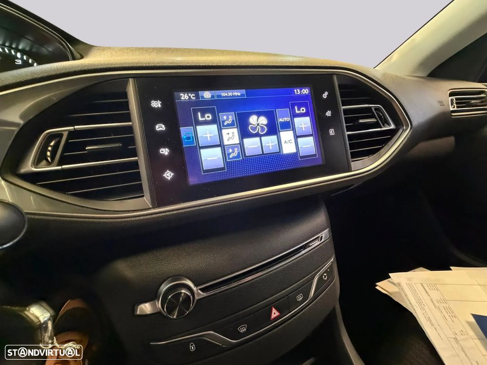 Peugeot 308 SW — fotografia 23