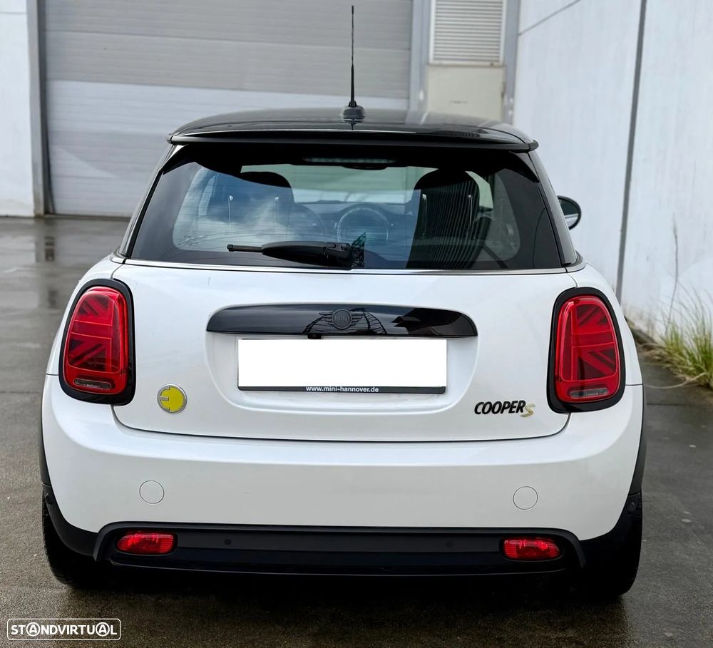 MINI 3 Portas Cooper E Classic - 6