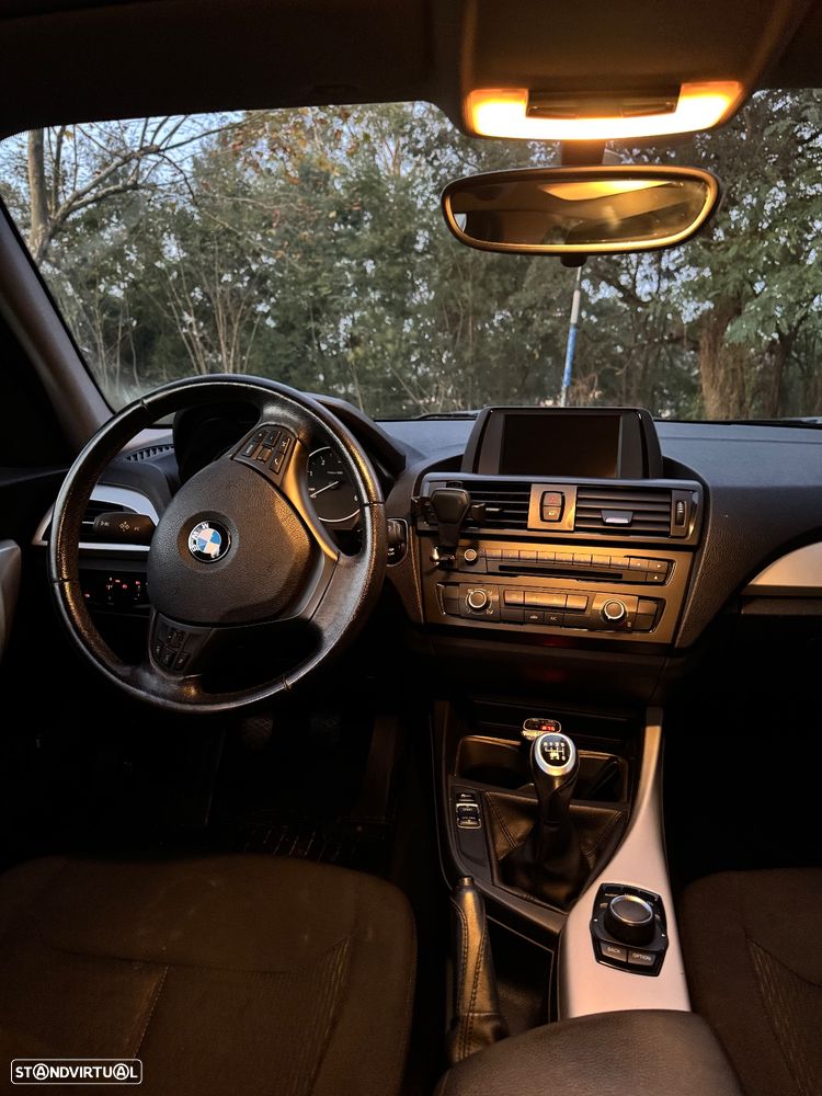 BMW 116 d EfficientDynamics - 4