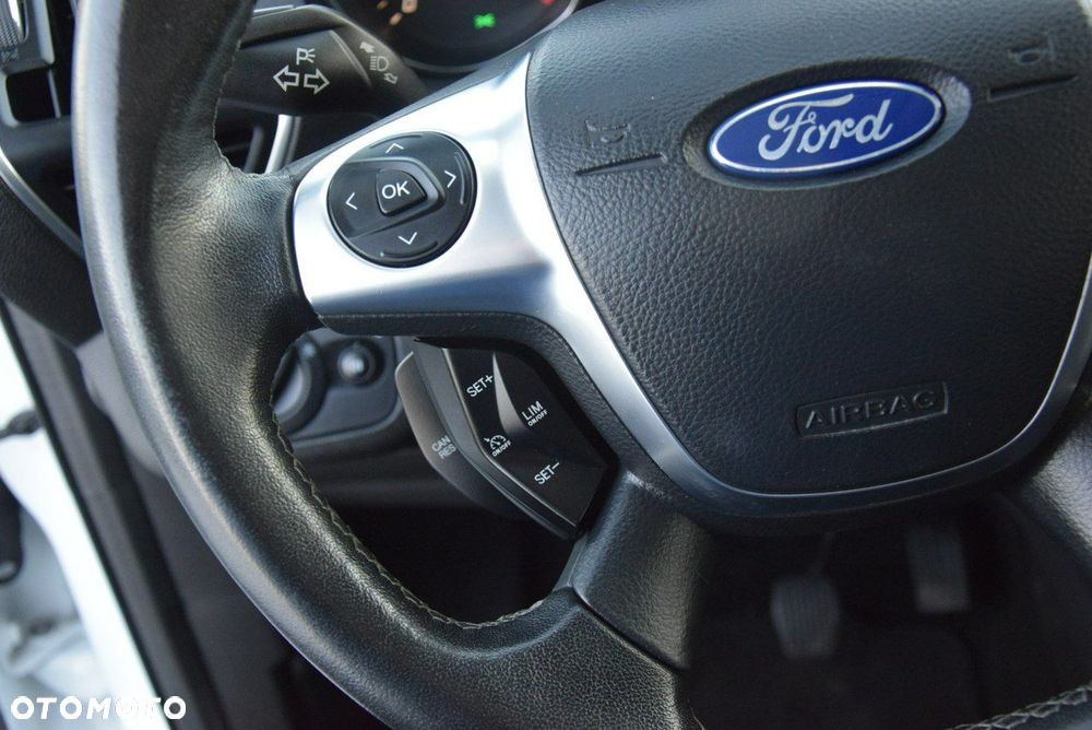 Ford Kuga 2.0 TDCi 4x4 Individual - 34