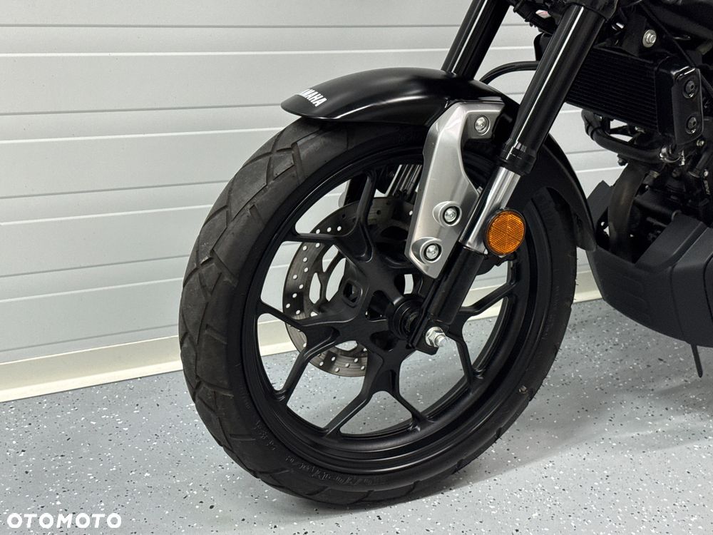 Yamaha XSR - 19