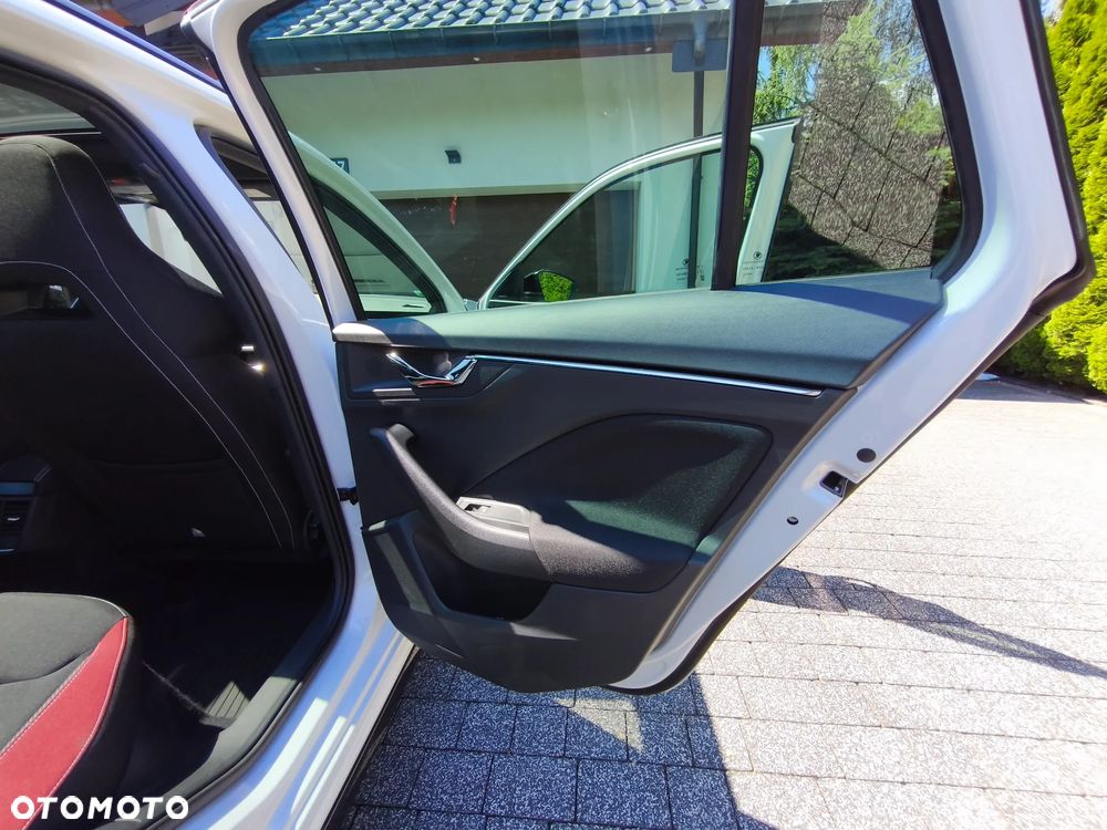 Skoda Kamiq 1.0 TSI Monte Carlo DSG - 19