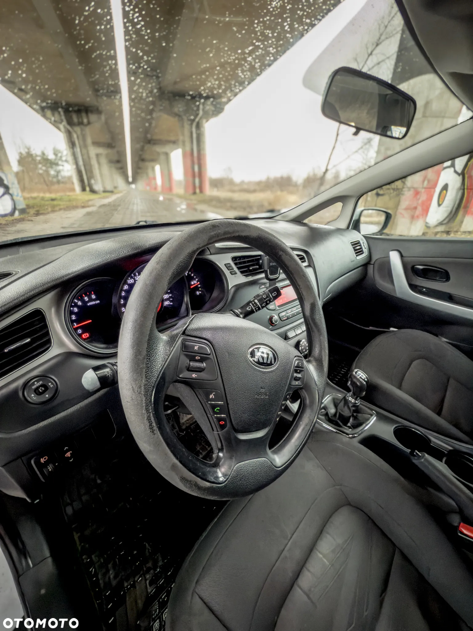 Kia Ceed - 8