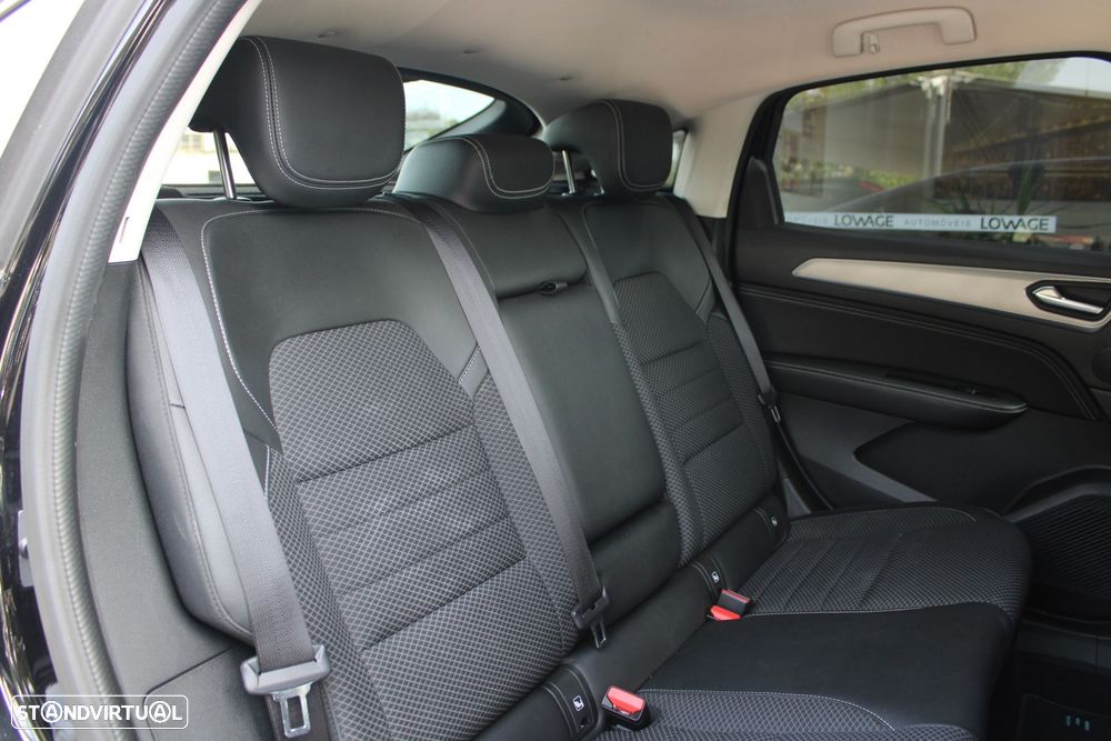 Renault Arkana 1.6 E-Tech Intens - 33