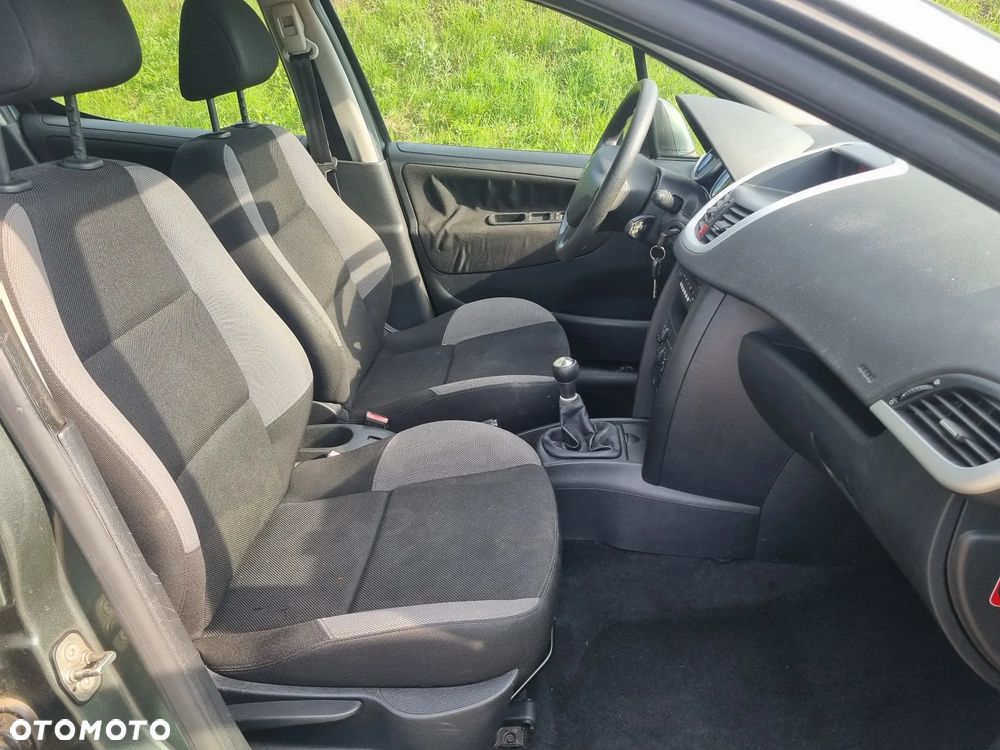 Peugeot 207 95 VTi Tendance - 8