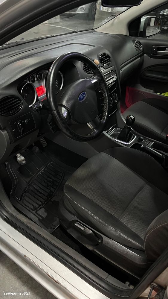 Ford Focus 1.6 TDCi Sport - 13