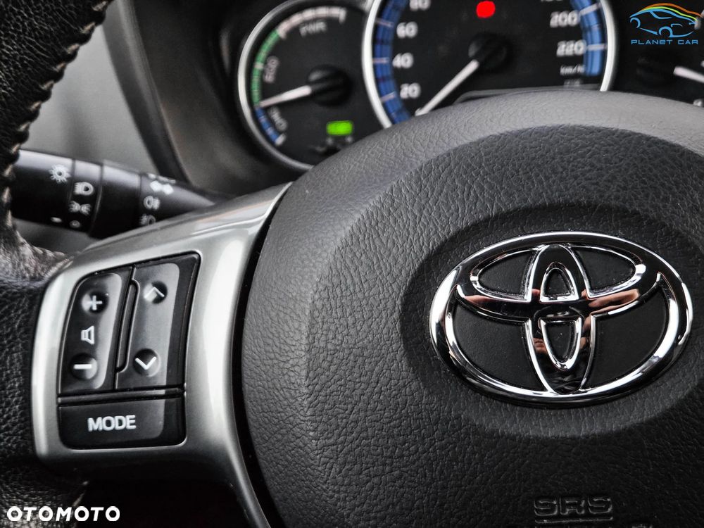 Toyota Yaris 1.5 VVT-i Comfort - 24