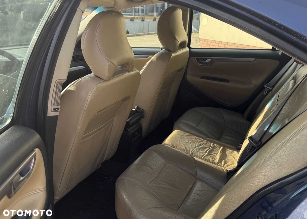 Volvo S60 2.4 D5 - 7