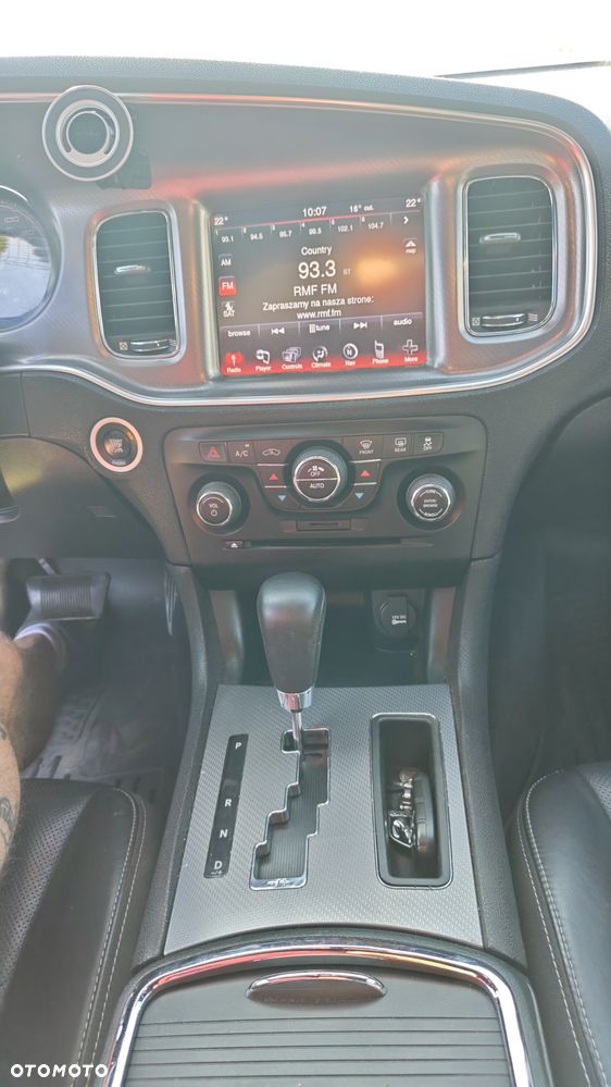 Dodge Charger 5.7 V8 RT - 3