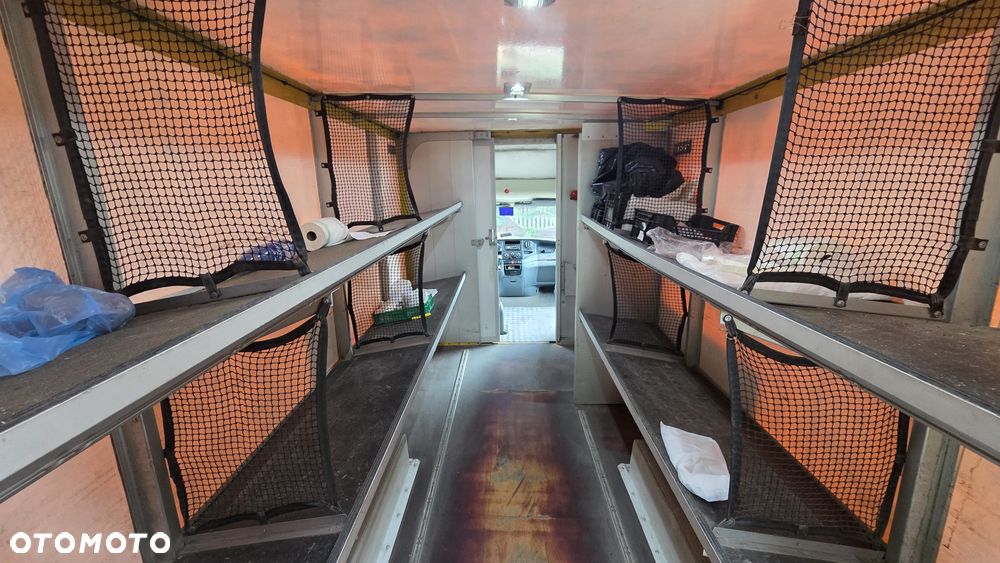 Iveco DAILY 35S12 - 12