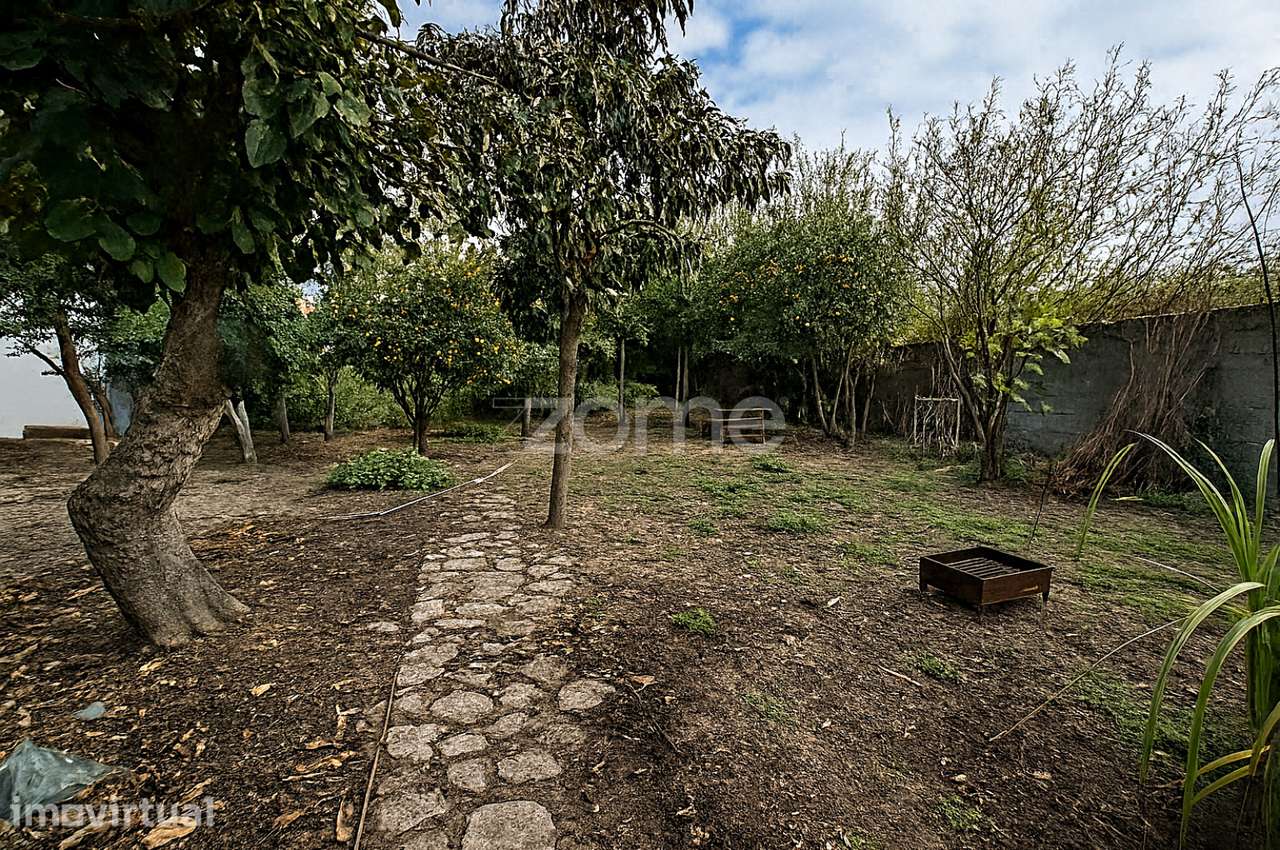 Terreno Urbano Vale Amoreira - Grande imagem: 4/6